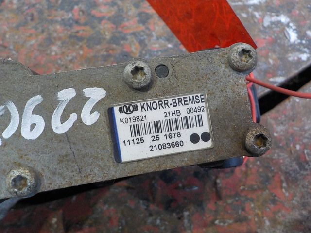 21083660 VOLVO Кран ECAS, № XF229002, фото 4
