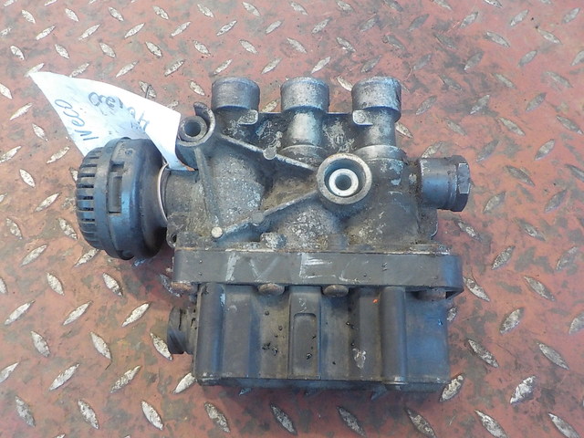 41211012 IVECO Кран ECAS, № XF46420, фото 1