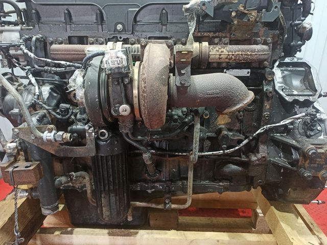 504290930 IVECO Блок двигателя, № XF347331, фото 1