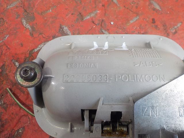 20477487 VOLVO Ручка бардачка, № XF345556, фото 4