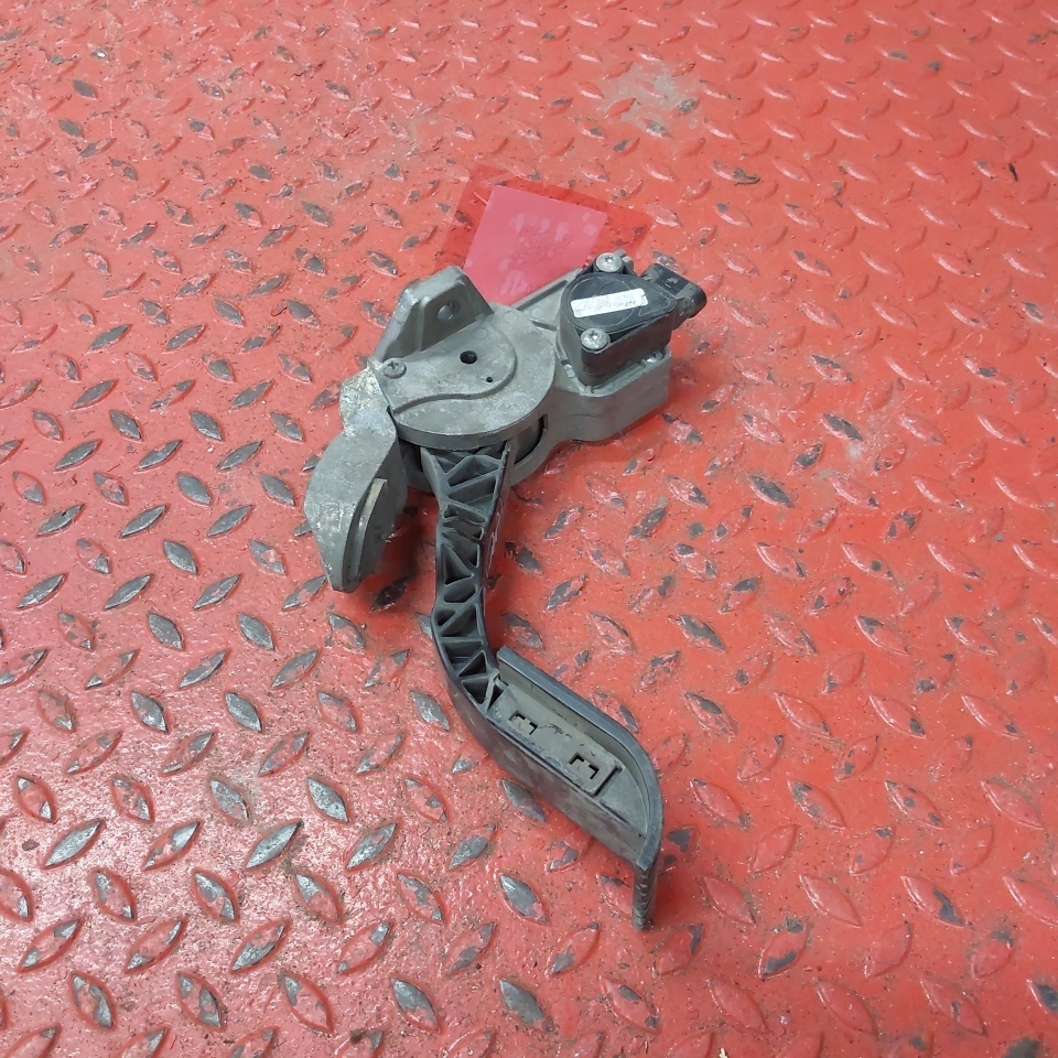 1376024 DAF Педаль газа, № XF480185, фото 1