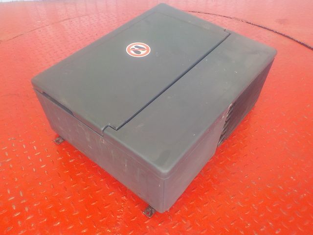 9438300860 MERCEDES Холодильник, № XF247702, фото 3