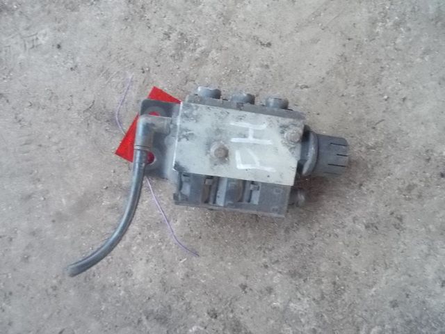 3944717 VOLVO Кран ECAS, № XF43402, фото 1