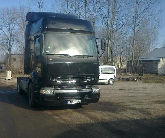 Renault Premium I 1996-2007, 2002 года, автомобиль в разборе