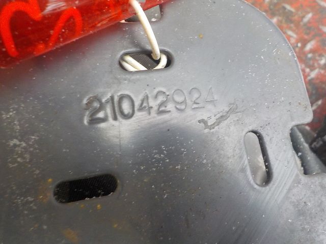 21042924 VOLVO Кронштейн электропроводки, № XF233872, фото 4