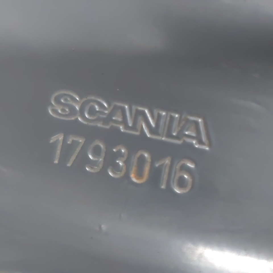 1793016 SCANIA Кронштейн осушителя, № XF465614, фото 1