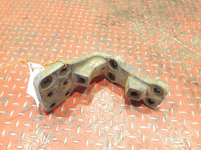 41022893 IVECO Кронштейн поперечины, № XF311588, фото 1