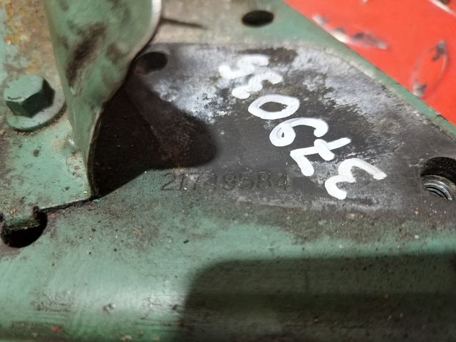 21749584 VOLVO Кронштейн датчика детонации, № XF379035, фото 3