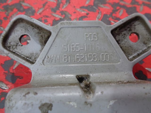 81621580064 MAN Кронштейн спальника, № XF268891, фото 4