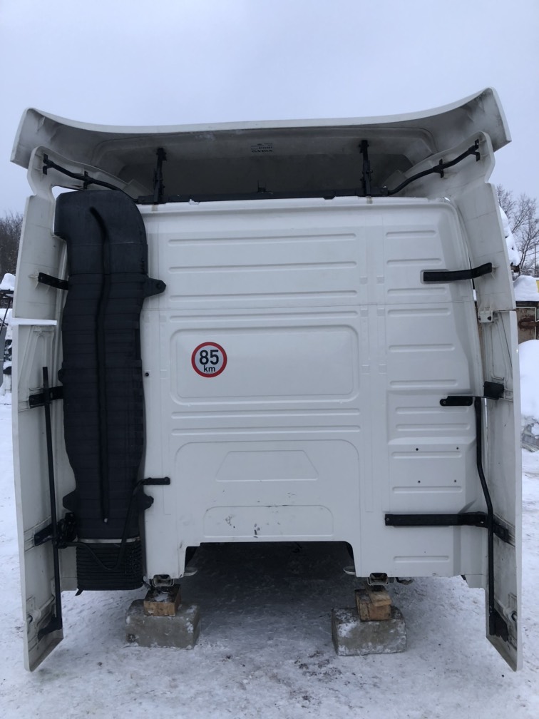 VOLVO Кабина, Globetrotter, № XF271512, фото 4