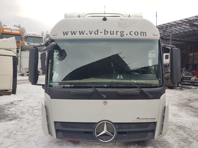 MERCEDES Каркас кабины, № XF323970, фото 6