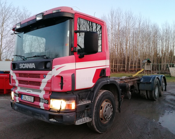 Scania 4 series 1996-2005, 2001 года, автомобиль в разборе