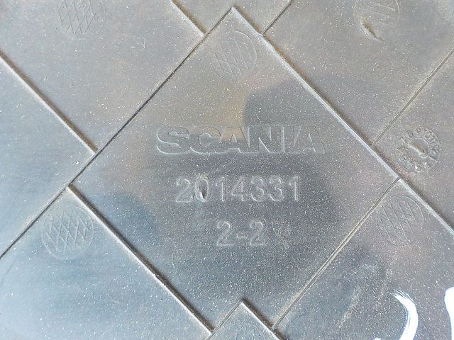 2014331 SCANIA Крышка бардачка, № XF254555, фото 4