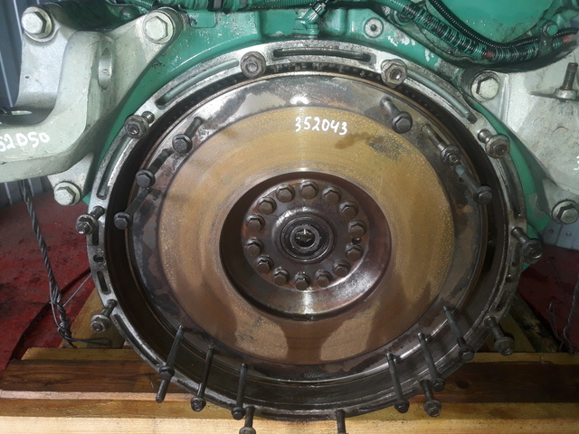 20441568 VOLVO Маховик, № XF352043, фото 1