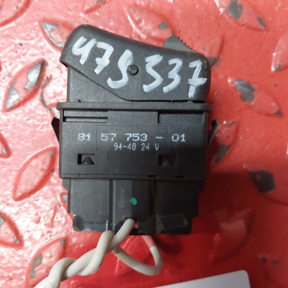 8157753 VOLVO Кнопка, № XF479337, фото 4