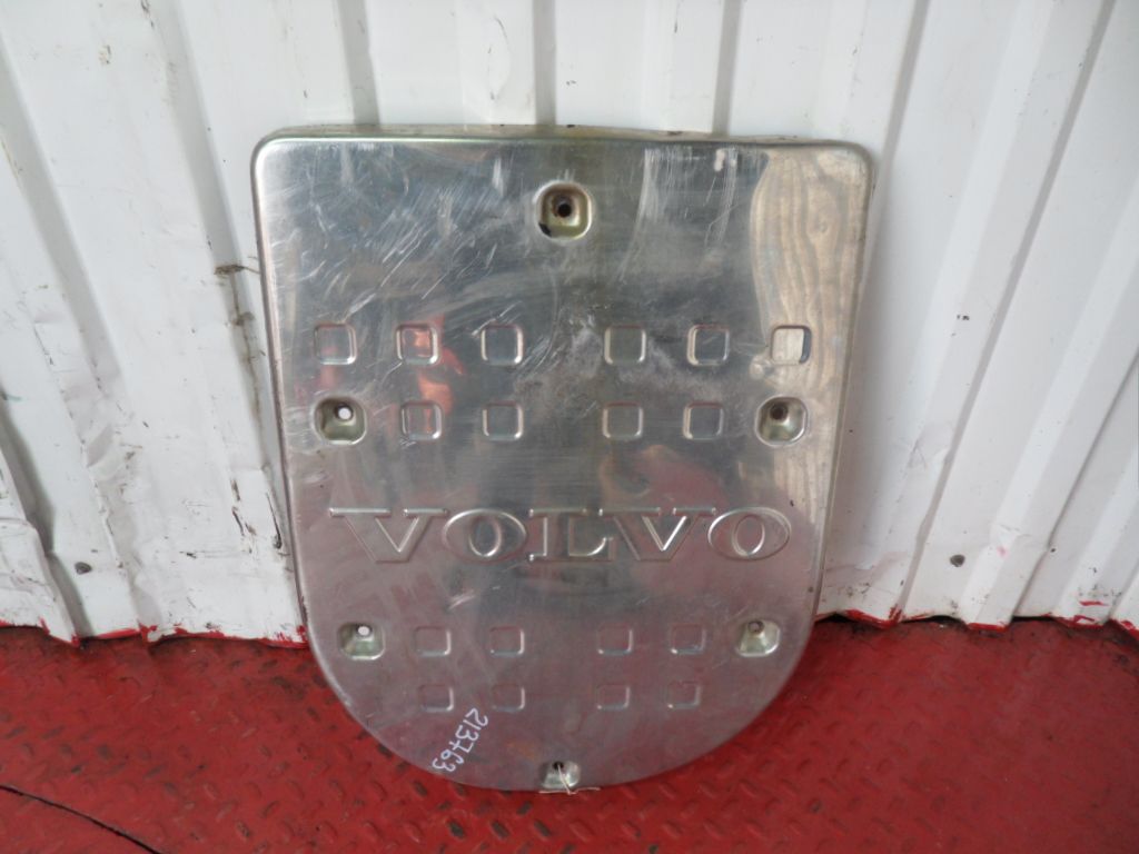20551075 VOLVO Защита глушителя, № XF213763, фото 1