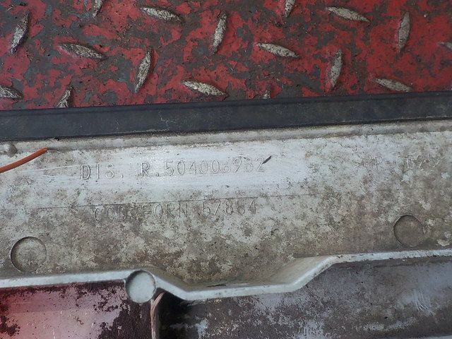 504006982 IVECO Накладка кузова, № XF262486, фото 4