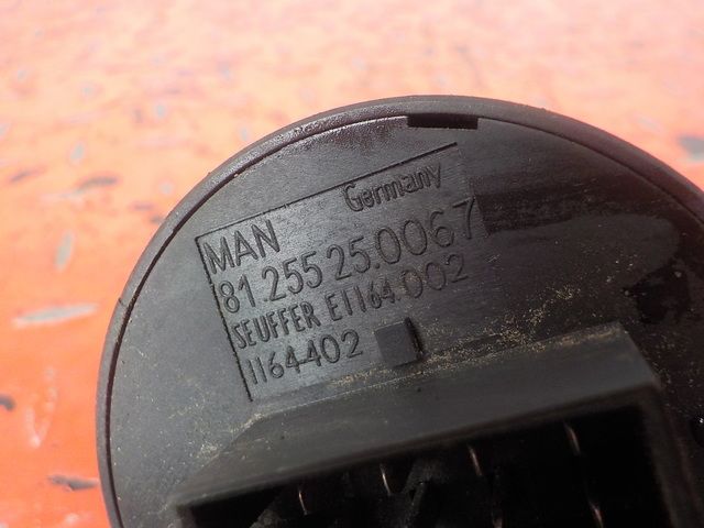 81255250167 MAN Переключатель блокировки дифференциала, № XF219854, фото 4