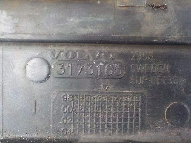 3173165 VOLVO Крышка электроразъемов, № XF229580, фото 6