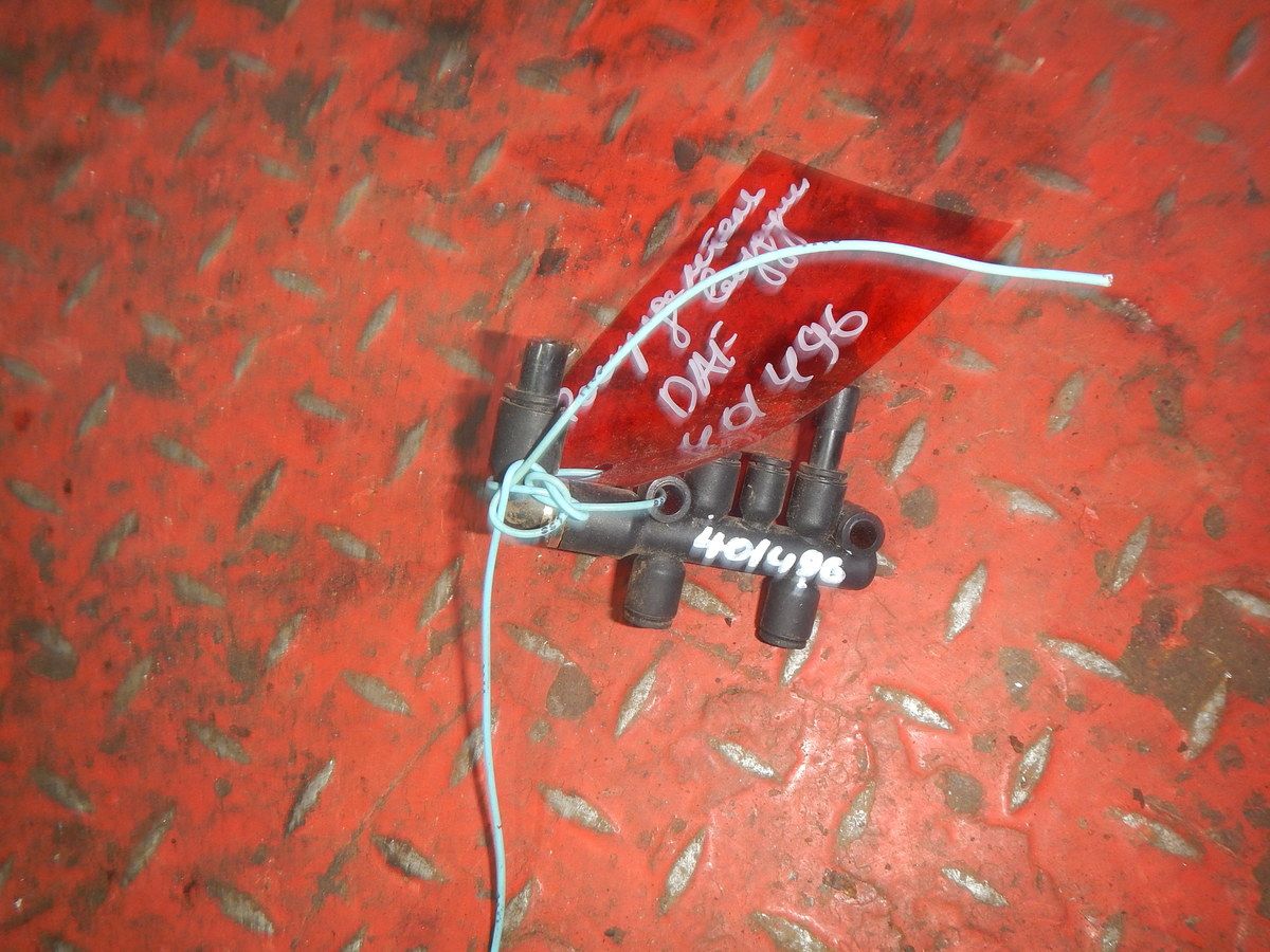1845508 DAF Распределитель пневматический, № XF401496, фото 2