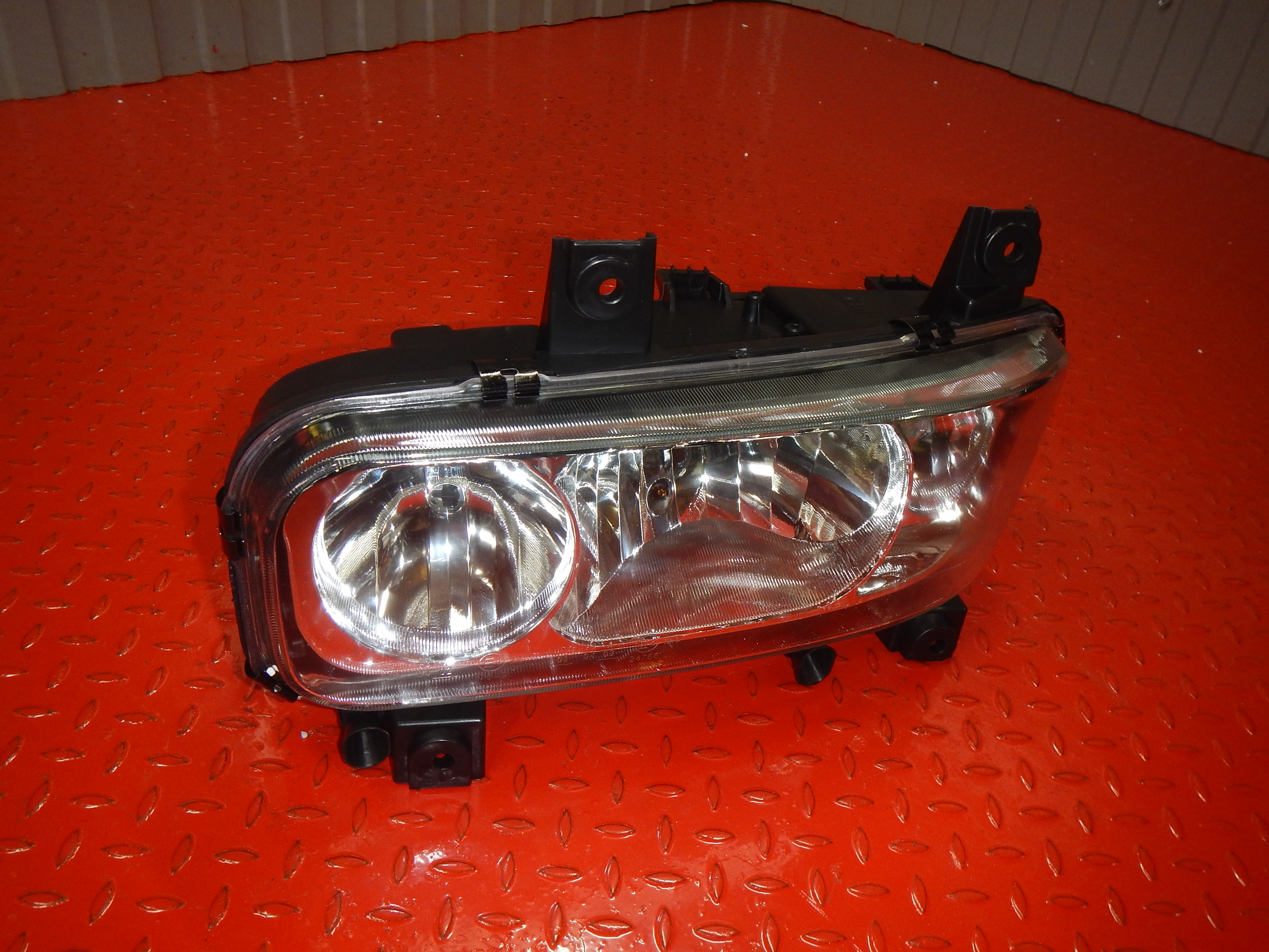 ME9738202661 MEGATRUCK Фара левая, фото 1