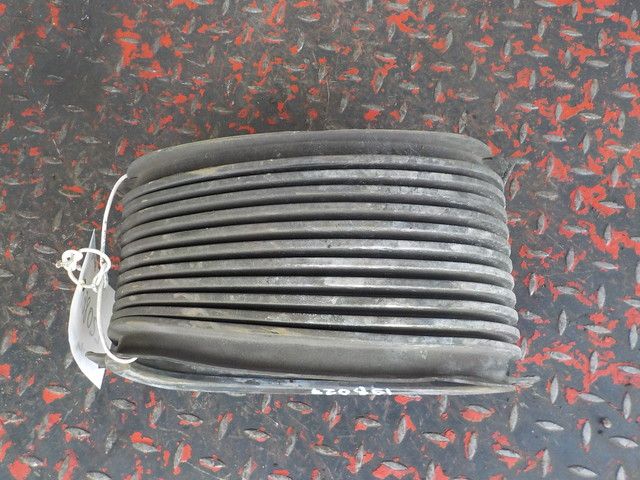 9425280091 MERCEDES Гофра воздуховода, № XF198027, фото 2