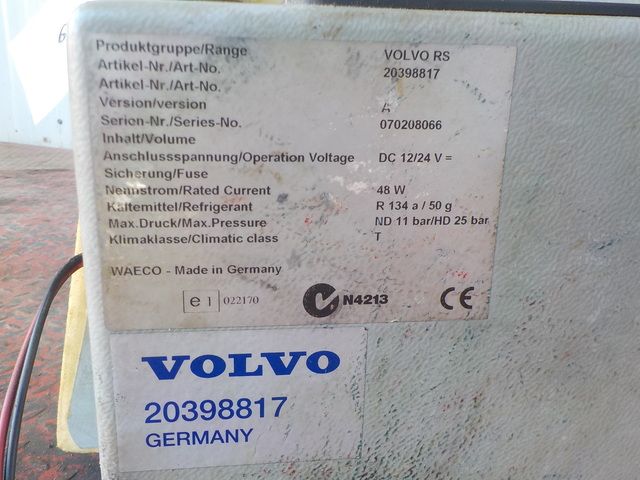 20398817 VOLVO Холодильник, № XF114229, фото 4
