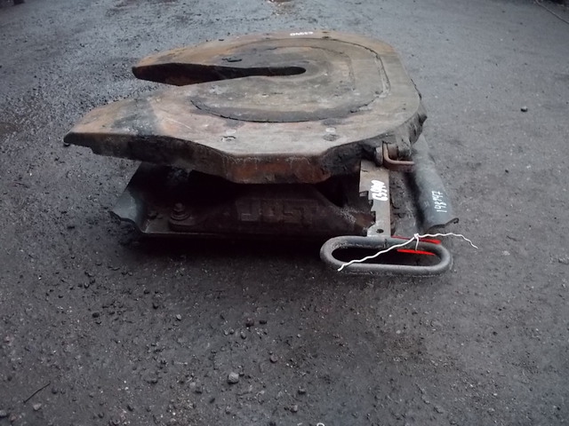42090665 IVECO Седло, № XF63940, фото 2