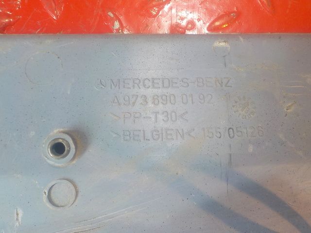 9736900192 MERCEDES Обшивка кабины, № XF248787, фото 3