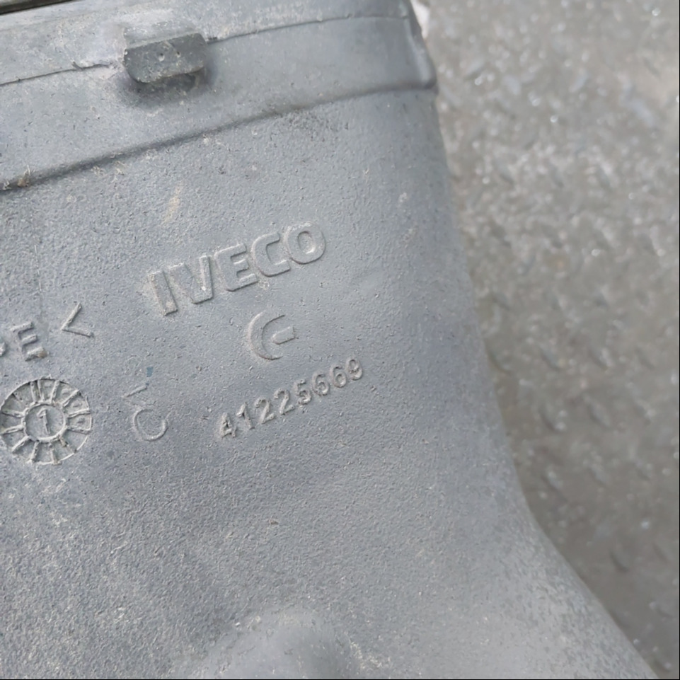 41225669 IVECO Воздуховод, № XF439069, фото 4