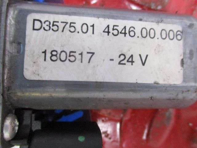 1354702 DAF Стеклоподъемник левый, № XF189226, фото 3