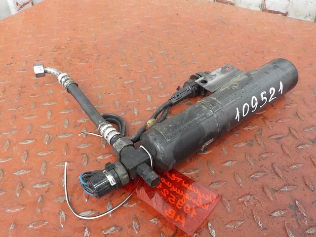 0008302483 MERCEDES Осушитель кондиционера, № XF109521, фото 3