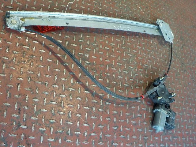 504356351 IVECO Стеклоподъемник, № XF177667, фото 1