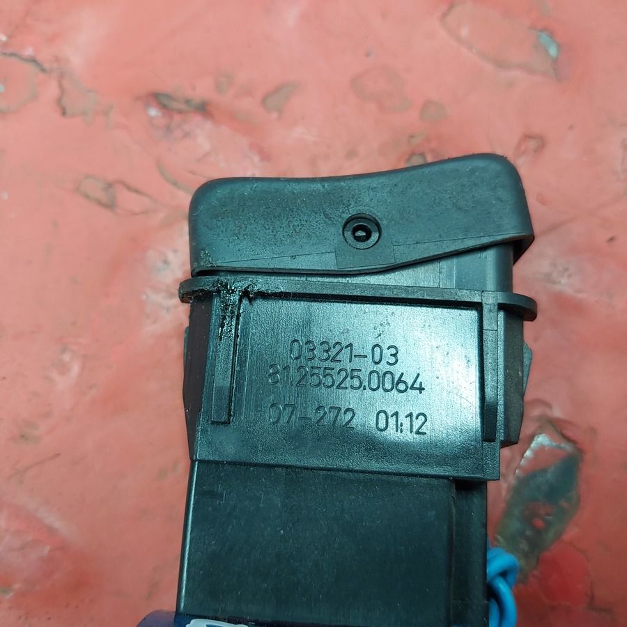 81255250064 MAN Кнопка, № XF430057, фото 4