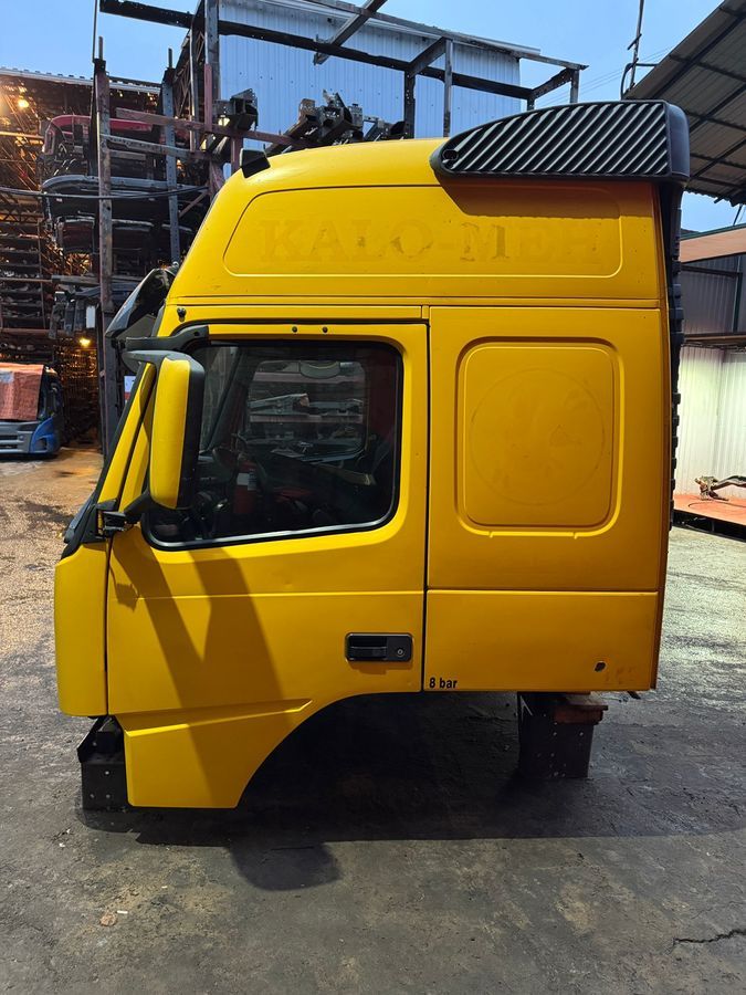 VOLVO Кабина, Globetrotter, № XF403813, фото 2