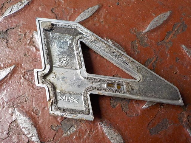 MERCEDES Буквы, № XF165696, фото 2
