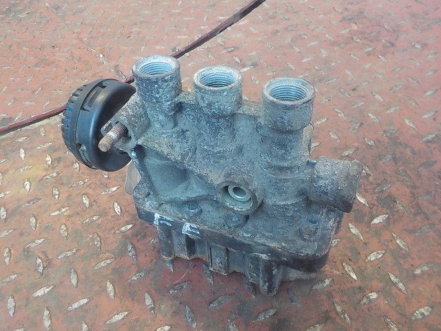 VOLVO Кран ECAS, № XF48903, фото 5