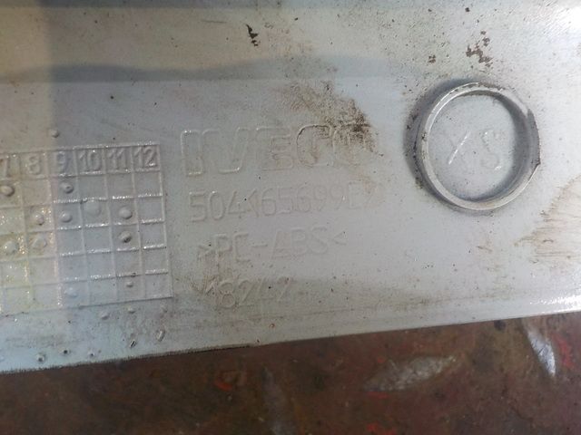 504165699 IVECO Накладка бардачка, № XF241406, фото 4