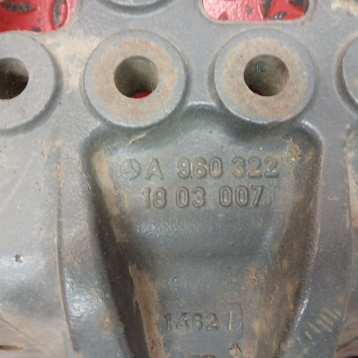 9603221803 MERCEDES Кронштейн передней рессоры левый, № XF479886, фото 4