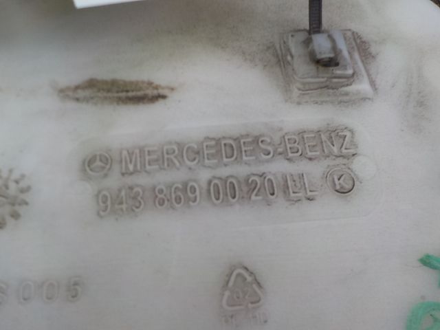9438690020 MERCEDES Бачок омывателя, № XF87630, фото 4