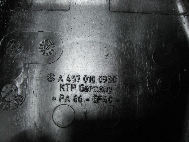 4570100930 MERCEDES Клапанная крышка, № XF242888, фото 4