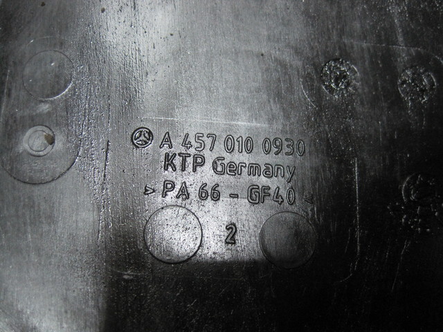 4570100930 MERCEDES Клапанная крышка, № XF242884, фото 4