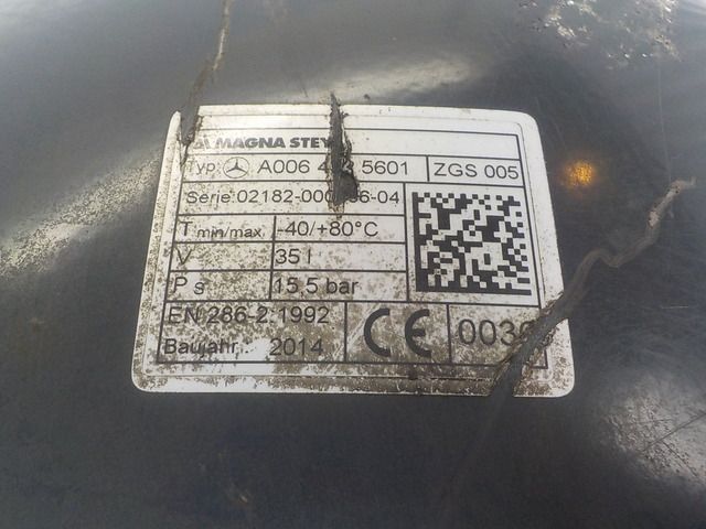0064325601 MERCEDES Ресивер воздушный, № XF250931, фото 4