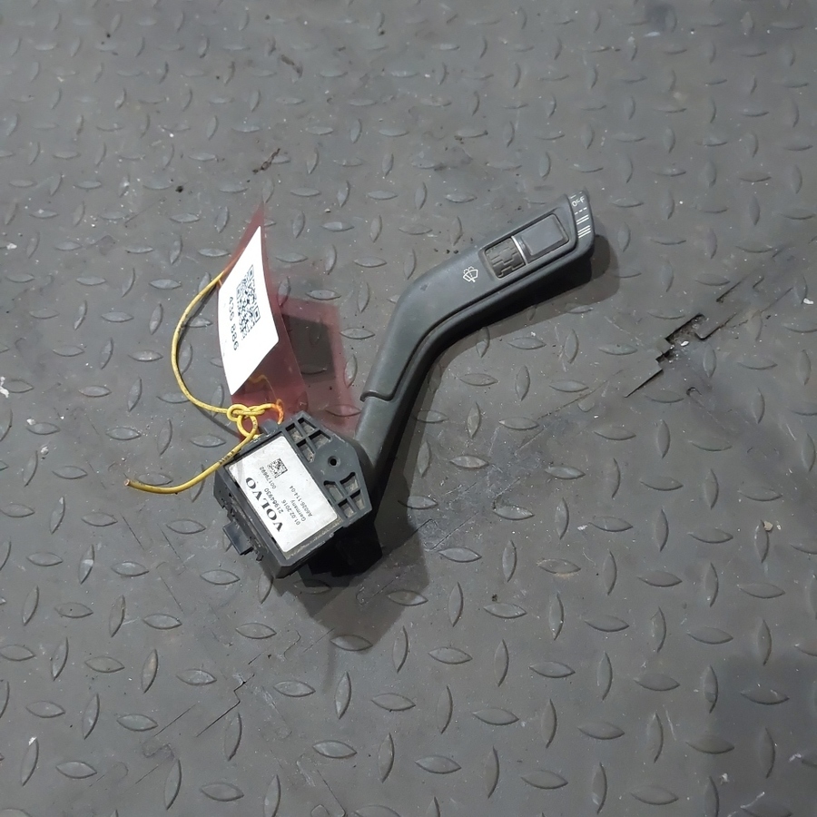 21964930 VOLVO Переключатель подрулевой стеклоочистителя, № XF436886, фото 2