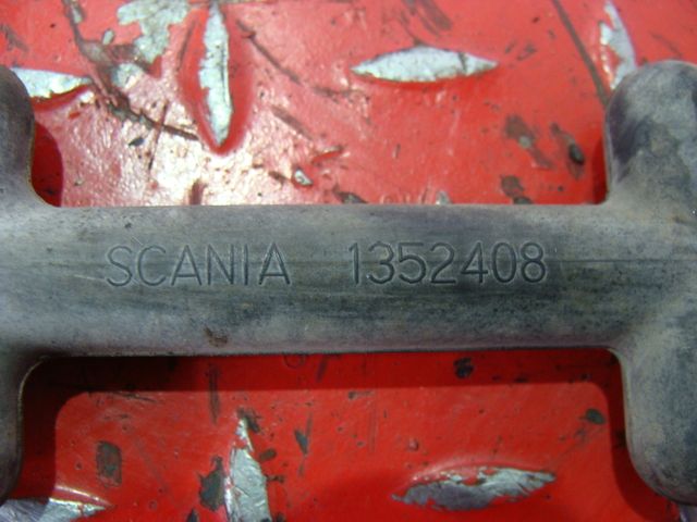 1352408 SCANIA Кронштейн шумоизоляции, № XF300471, фото 4