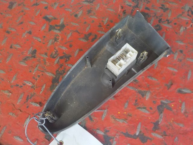41221110 IVECO Кнопка, № XF177393, фото 4