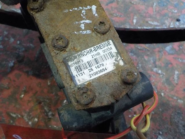 21083654 VOLVO Кран ECAS, № XF229005, фото 4