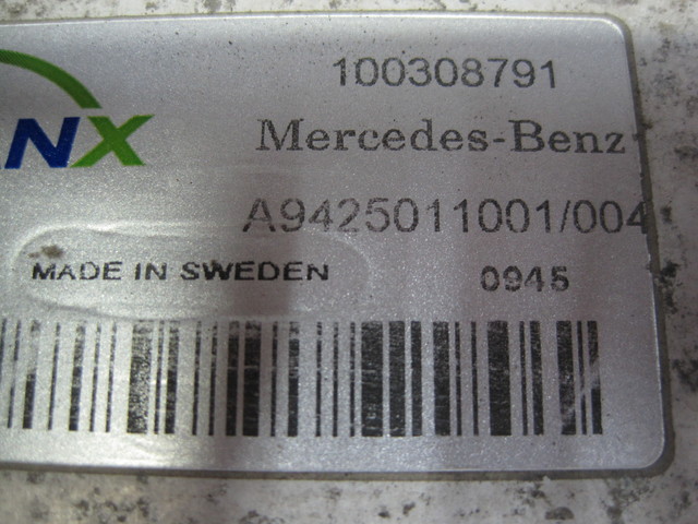9425011001 MERCEDES Интеркулер, № XF245078, фото 4