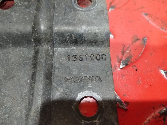 1361900 SCANIA Кронштейн спойлера, № XF369030, фото 4