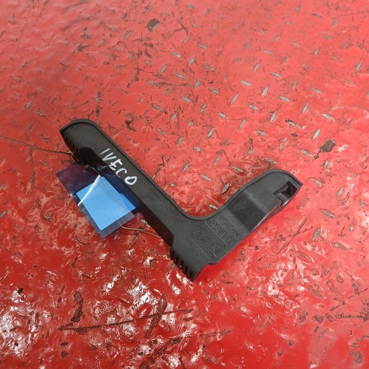 504235749 IVECO Накладка декоративная, № XF479253, фото 2